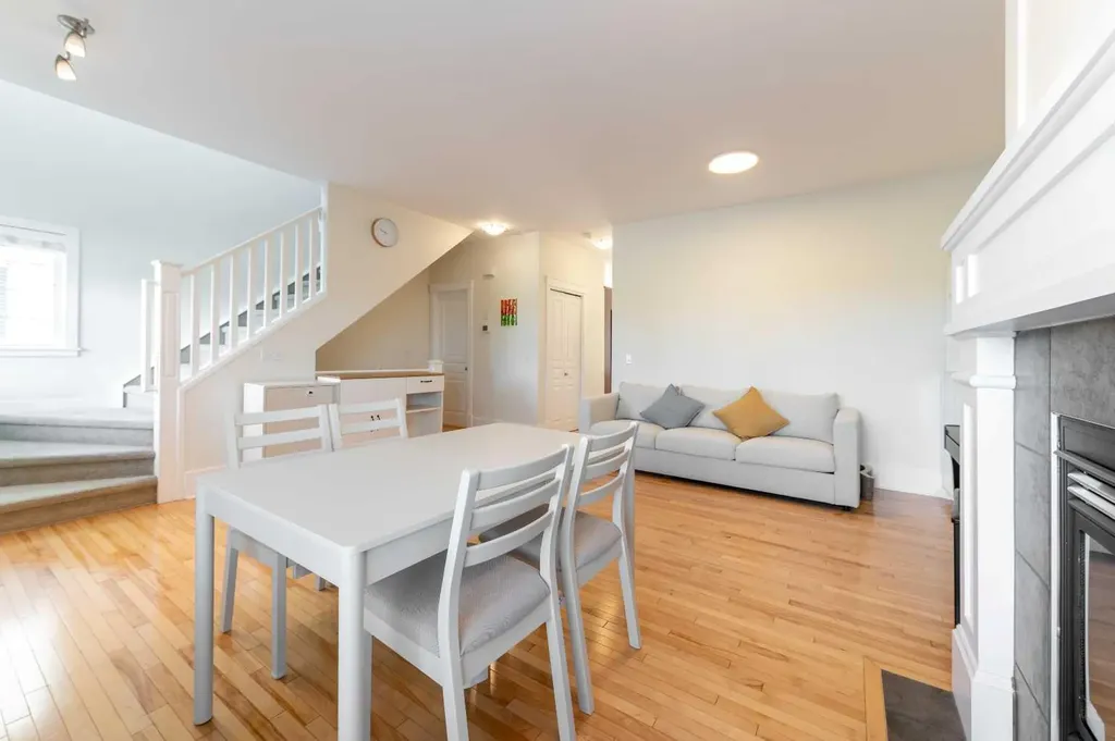 1024 Wentworth Rise SW Calgary AB T3H5K1