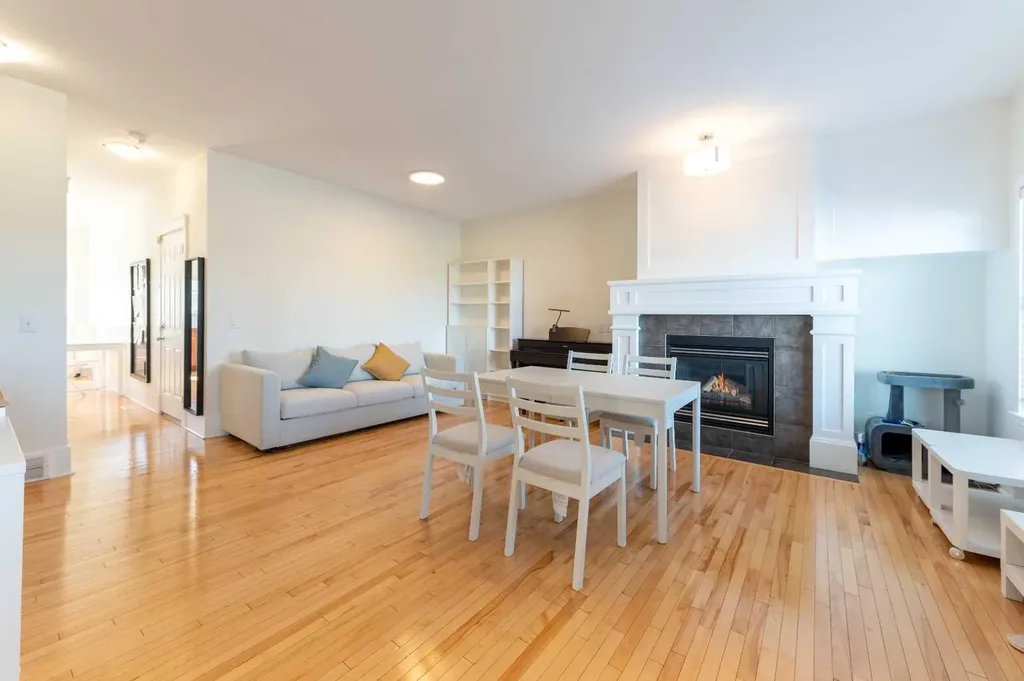 1024 Wentworth Rise SW Calgary AB T3H5K1