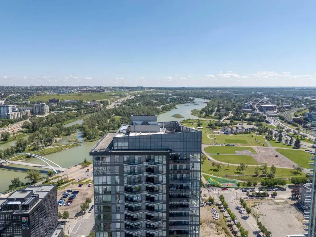 615 6 Avenue SE Calgary AB T2G 1S2