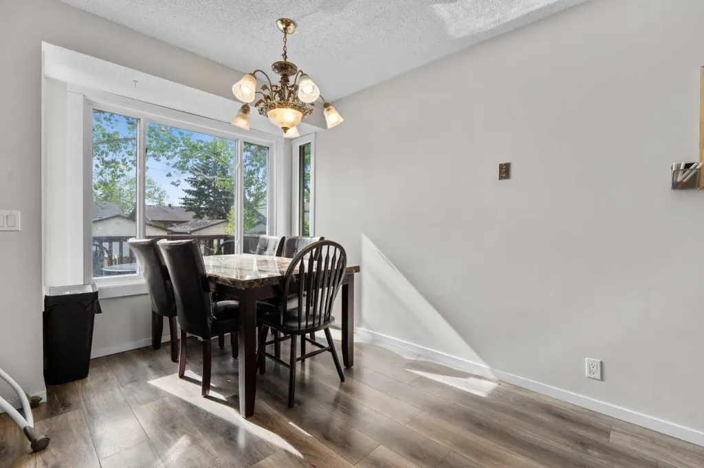 84 Falconridge Place NE Calgary AB T3J1A6