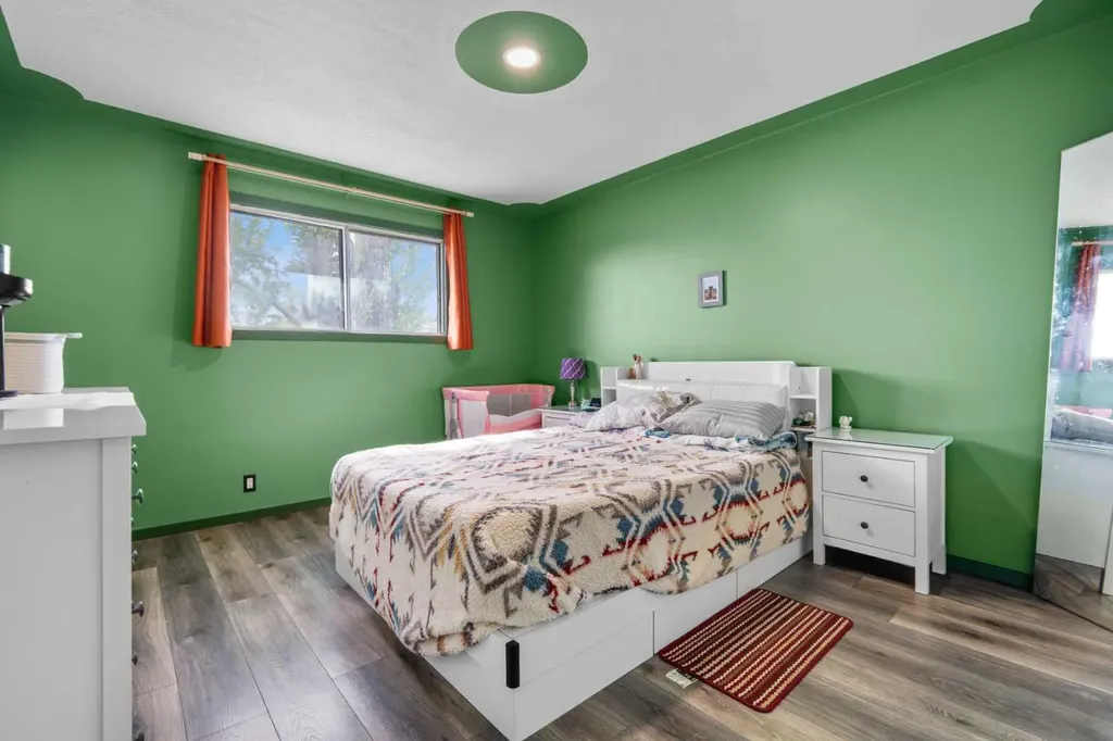 84 Falconridge Place NE Calgary AB T3J1A6