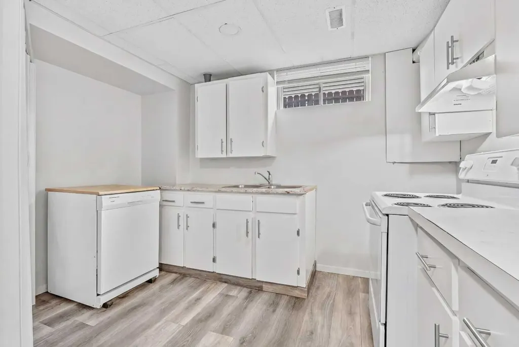 84 Falconridge Place NE Calgary AB T3J1A6
