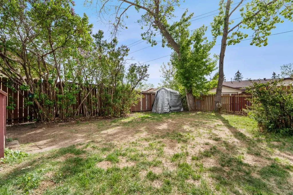 84 Falconridge Place NE Calgary AB T3J1A6