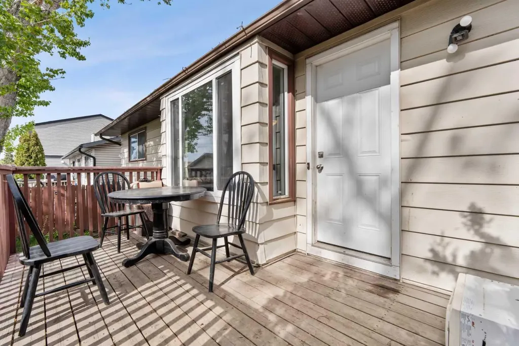 84 Falconridge Place NE Calgary AB T3J1A6