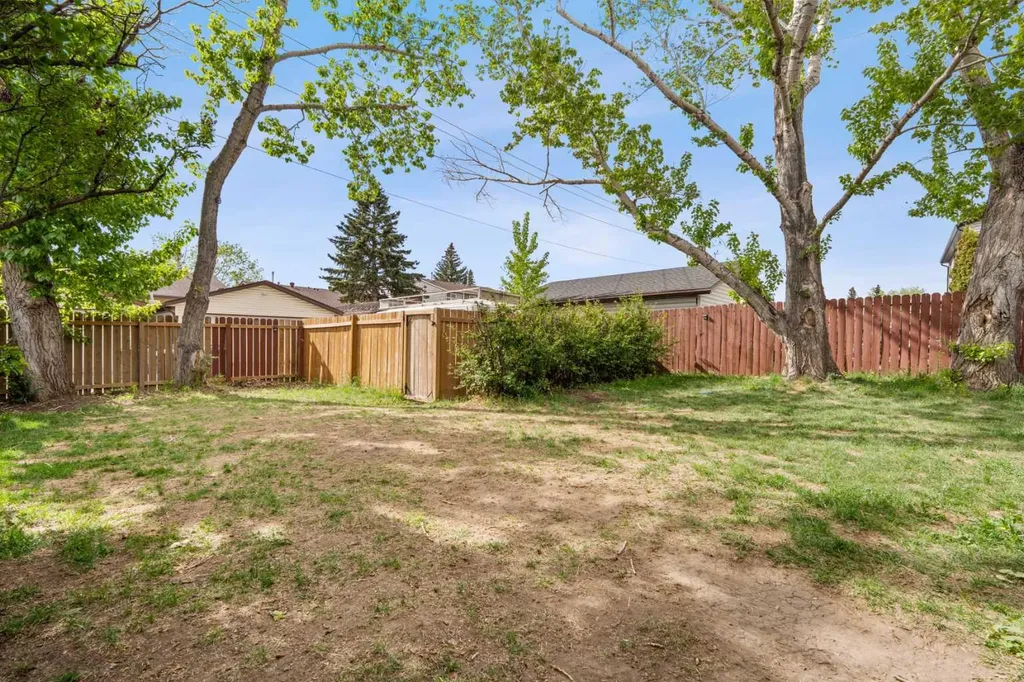 84 Falconridge Place NE Calgary AB T3J1A6