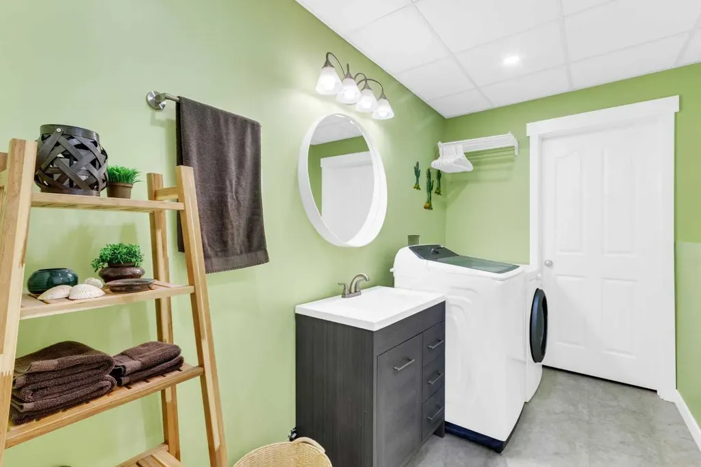 131 Aspen Creek Way Strathmore AB T1P 1R4