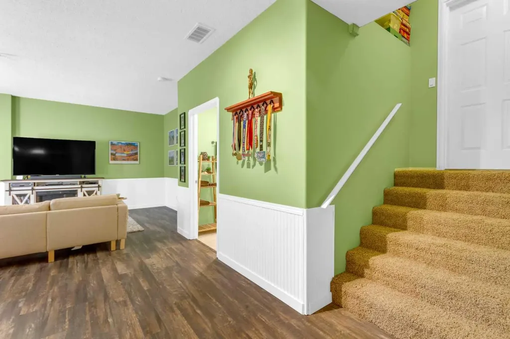 131 Aspen Creek Way Strathmore AB T1P 1R4