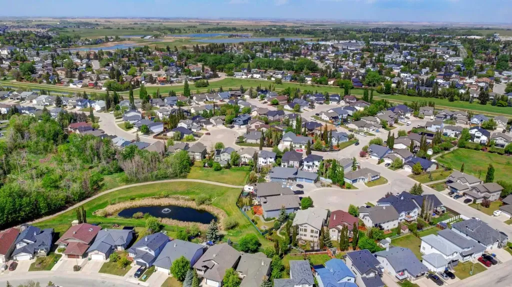 131 Aspen Creek Way Strathmore AB T1P 1R4