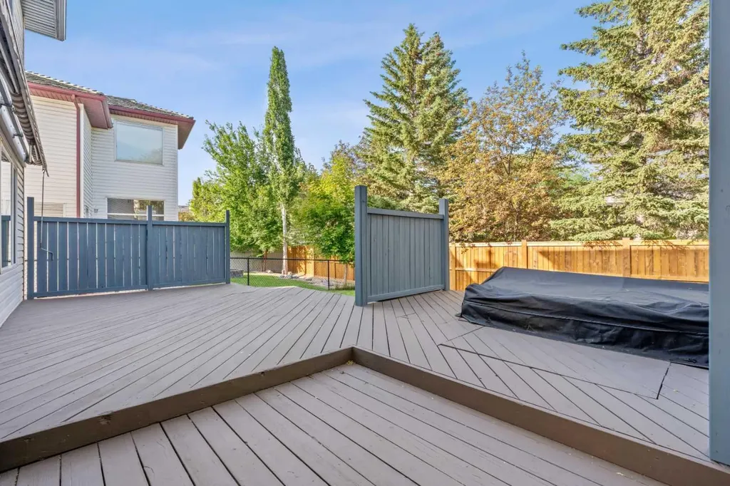 249 Mt Douglas Circle SE Calgary AB T2Z 3N9
