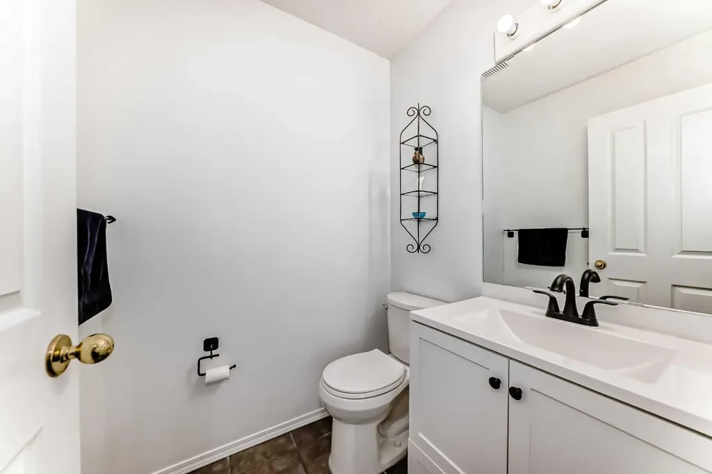 388 Sandarac Drive NW Calgary AB T3K4E3