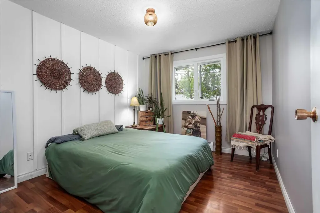 5102 56 Street Daysland AB T0B 1A0