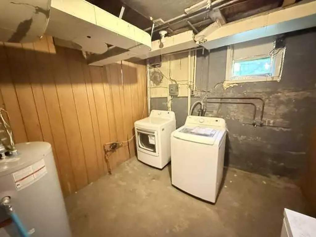 10124 104 Avenue Peace River AB T8S1M4