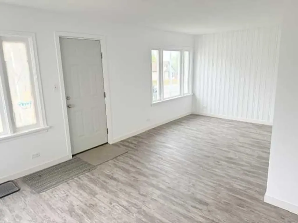 10124 104 Avenue Peace River AB T8S1M4