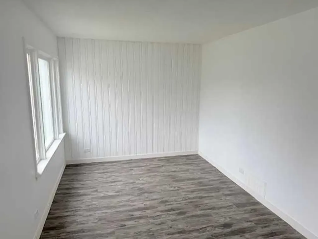 10124 104 Avenue Peace River AB T8S1M4