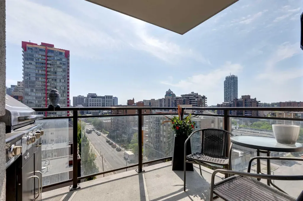 1111 10 Street SW Calgary AB T2R 1E3