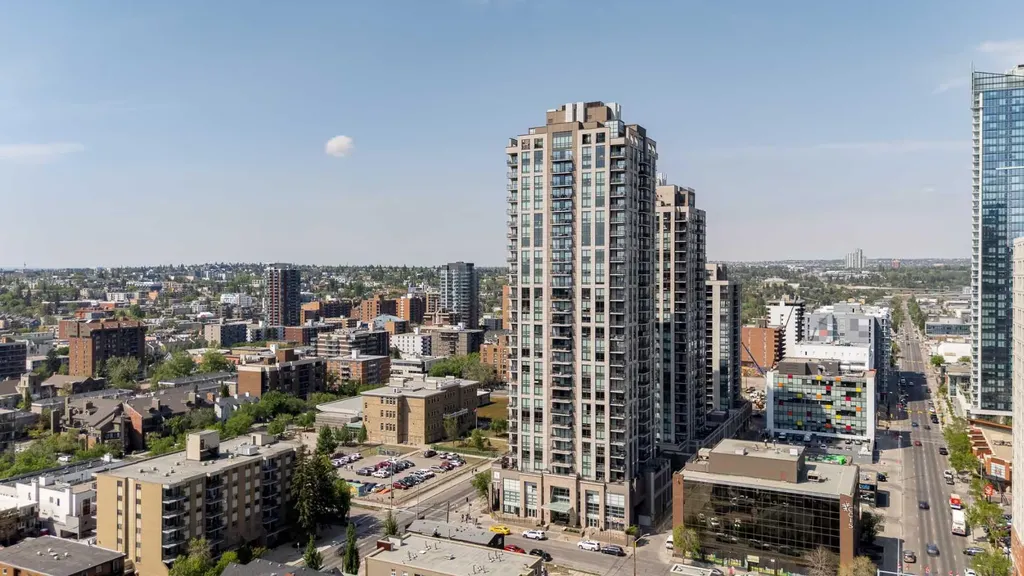 1111 10 Street SW Calgary AB T2R 1E3