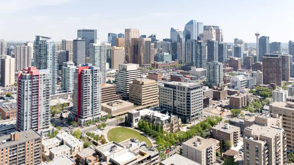 1111 10 Street SW Calgary AB T2R 1E3