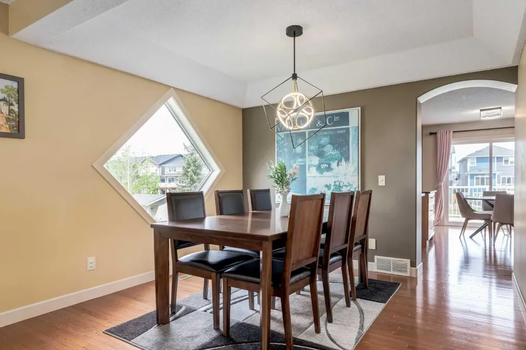 664 Luxstone Landing SW Airdrie AB T4B 3L2