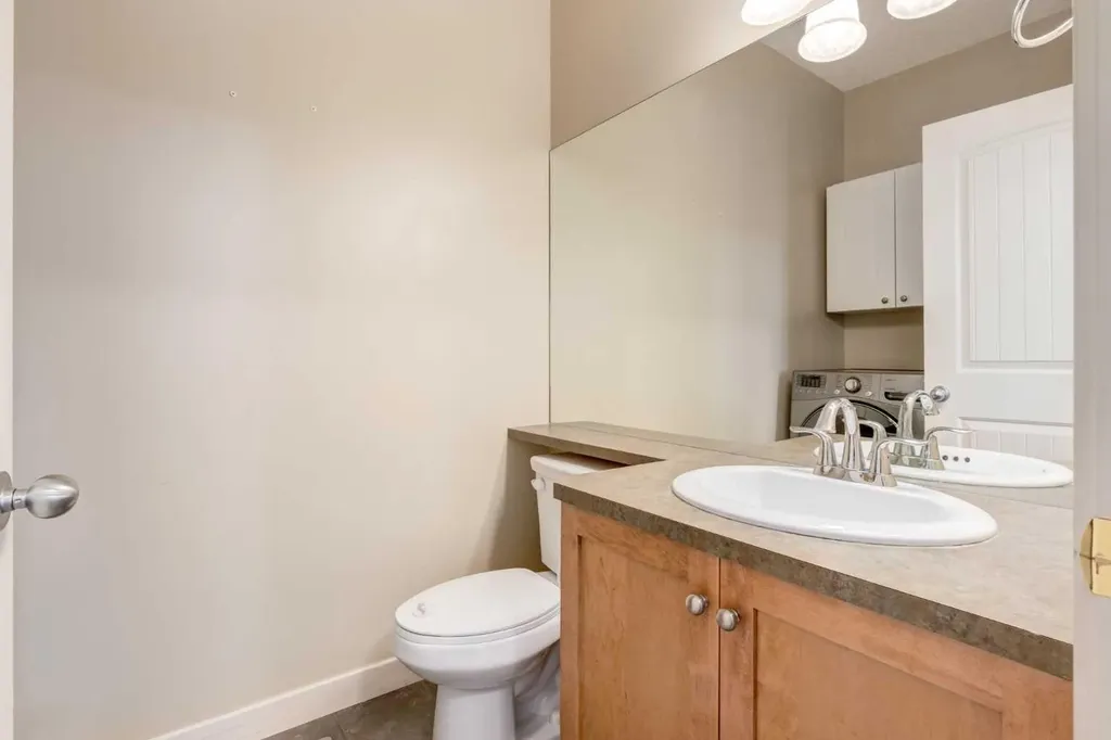 664 Luxstone Landing SW Airdrie AB T4B 3L2