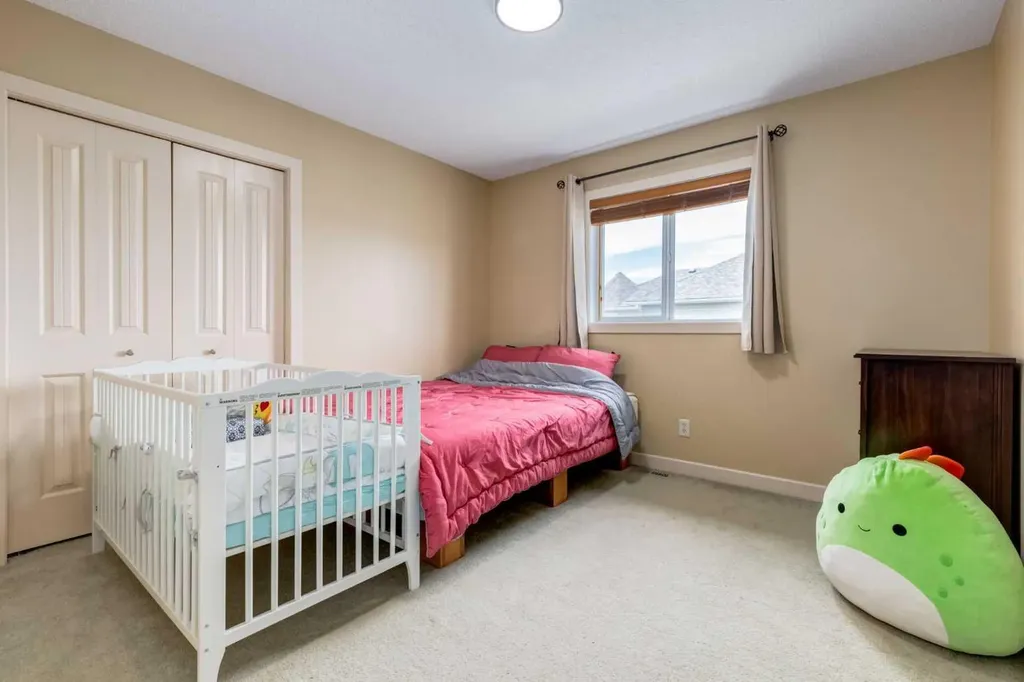 664 Luxstone Landing SW Airdrie AB T4B 3L2
