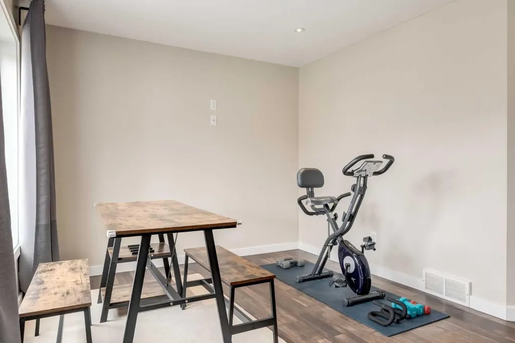 664 Luxstone Landing SW Airdrie AB T4B 3L2