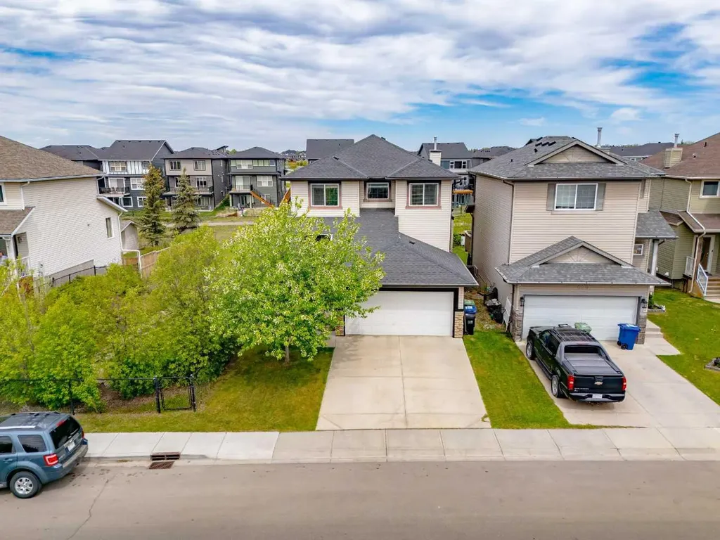 664 Luxstone Landing SW Airdrie AB T4B 3L2