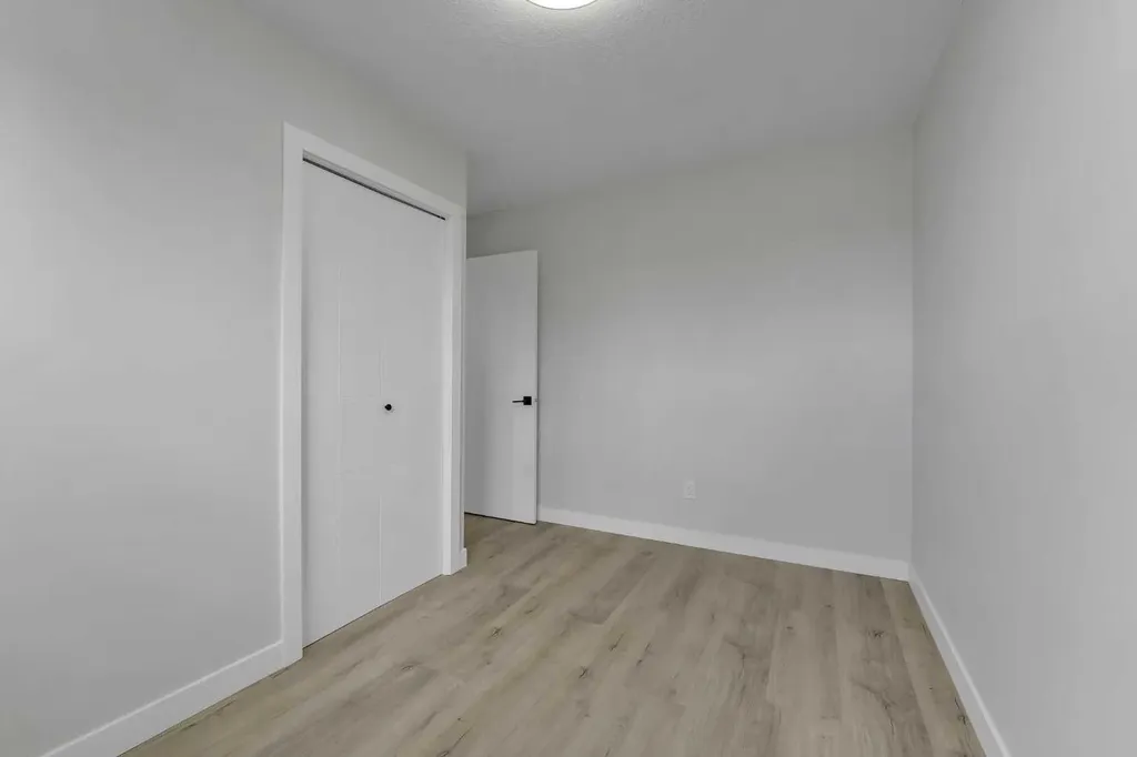 3640 Dover Ridge Drive SE Calgary AB T2B 2B4
