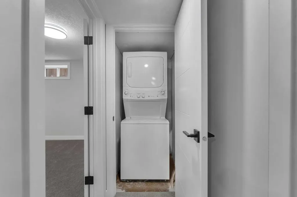 3640 Dover Ridge Drive SE Calgary AB T2B 2B4