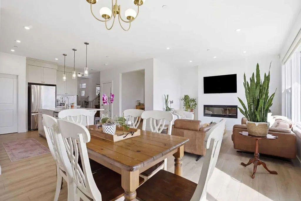 360 Calhoun Common NE Calgary AB T3P 1T2