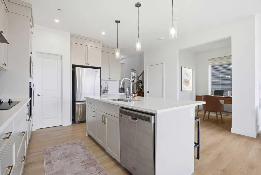 360 Calhoun Common NE Calgary AB T3P 1T2