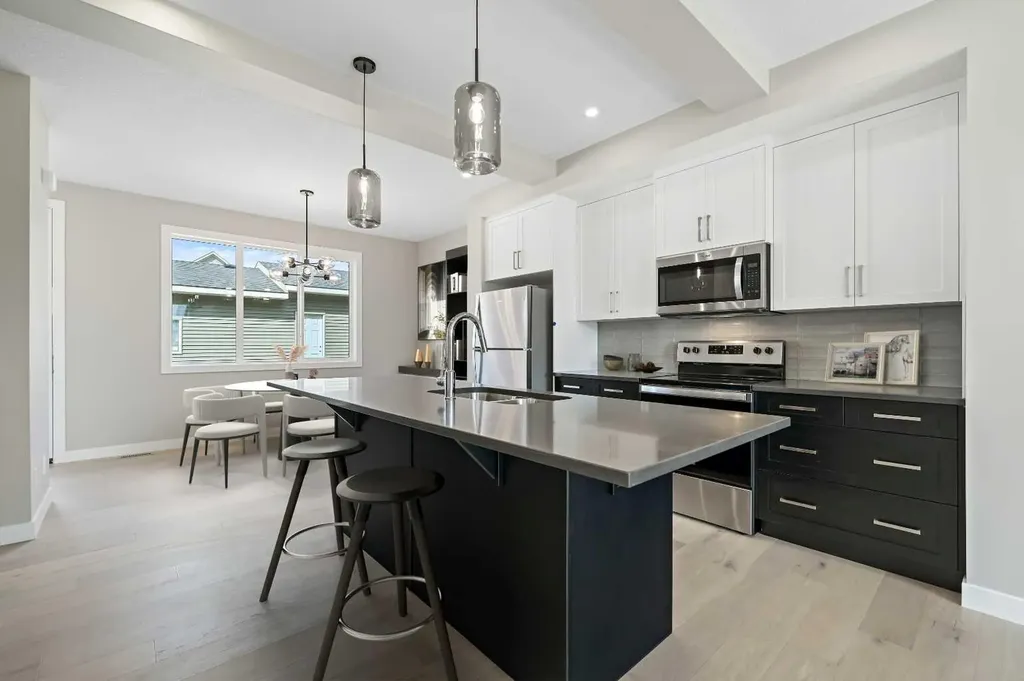 400 Waterford Boulevard Chestermere AB T1X 3B8