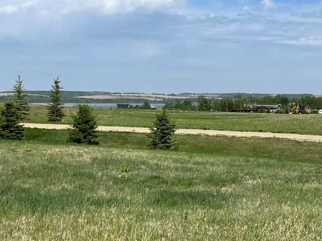 36 Bruhn Bend Rural Ponoka County AB T0C 2J0