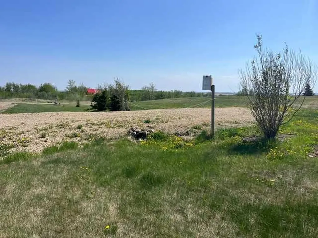 36 Bruhn Bend Rural Ponoka County AB T0C 2J0