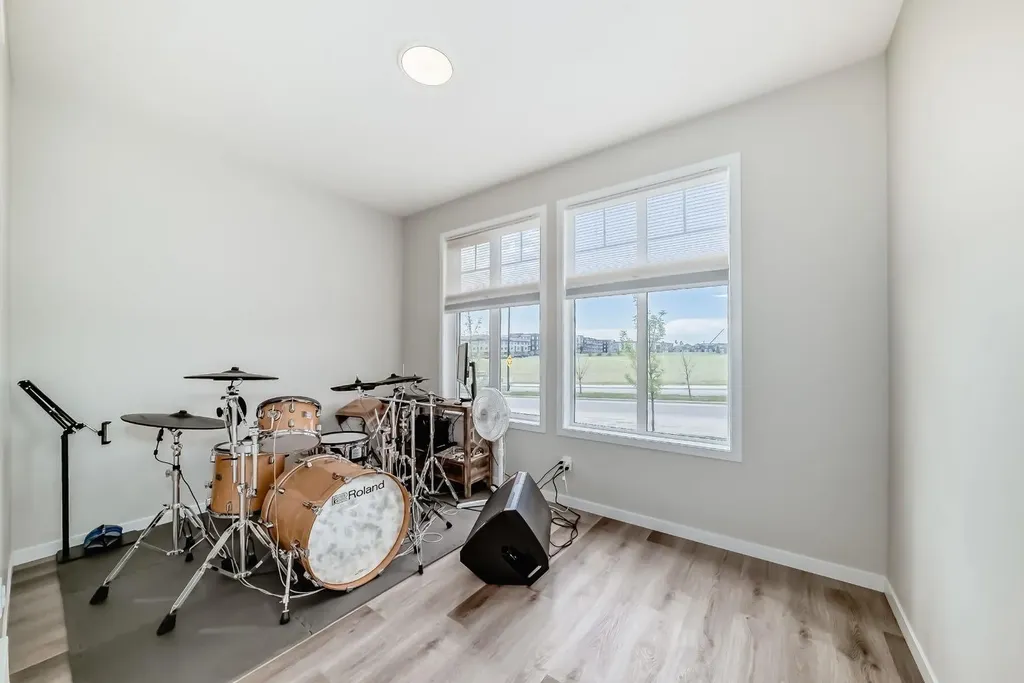 276 Belmont Boulevard SW Calgary AB T2X4W6