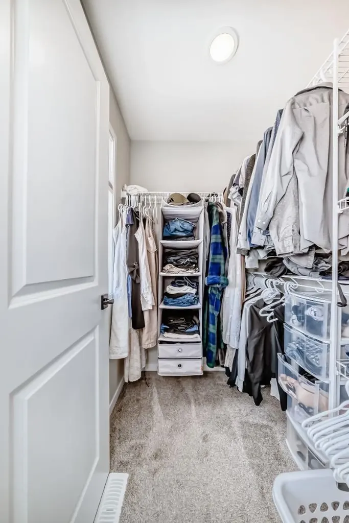 276 Belmont Boulevard SW Calgary AB T2X4W6