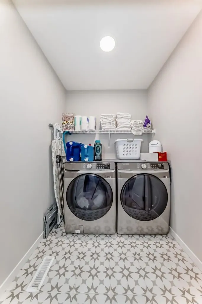 276 Belmont Boulevard SW Calgary AB T2X4W6