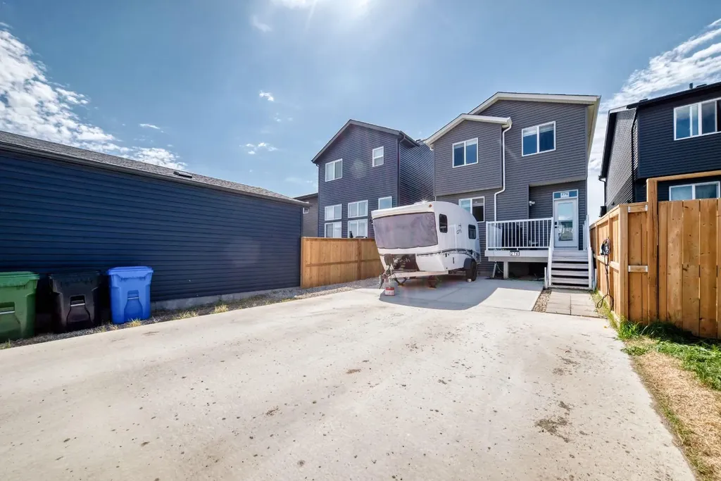 276 Belmont Boulevard SW Calgary AB T2X4W6