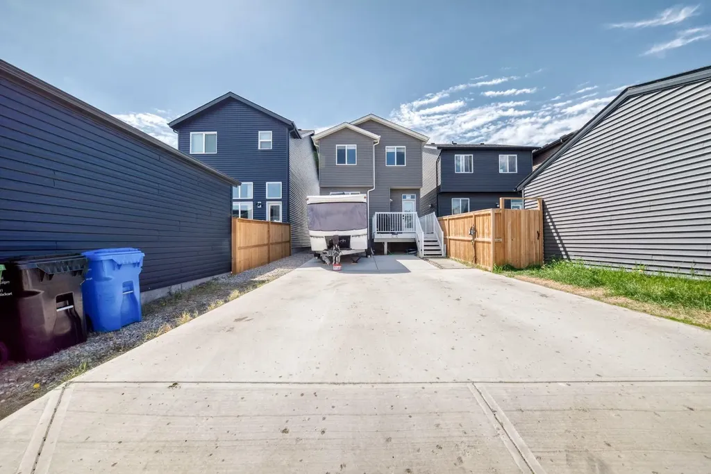 276 Belmont Boulevard SW Calgary AB T2X4W6