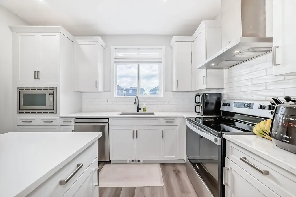 276 Belmont Boulevard SW Calgary AB T2X4W6