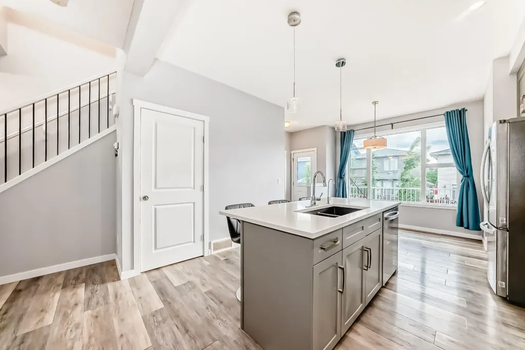 1834 Baywater Drive SW Airdrie AB T4B0B3