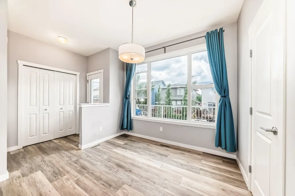1834 Baywater Drive SW Airdrie AB T4B0B3