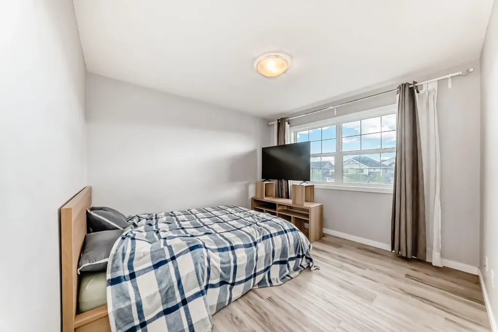 1834 Baywater Drive SW Airdrie AB T4B0B3