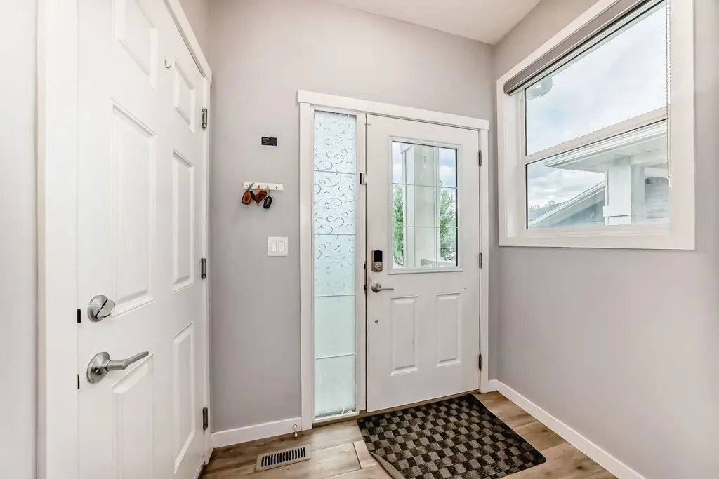 1834 Baywater Drive SW Airdrie AB T4B0B3