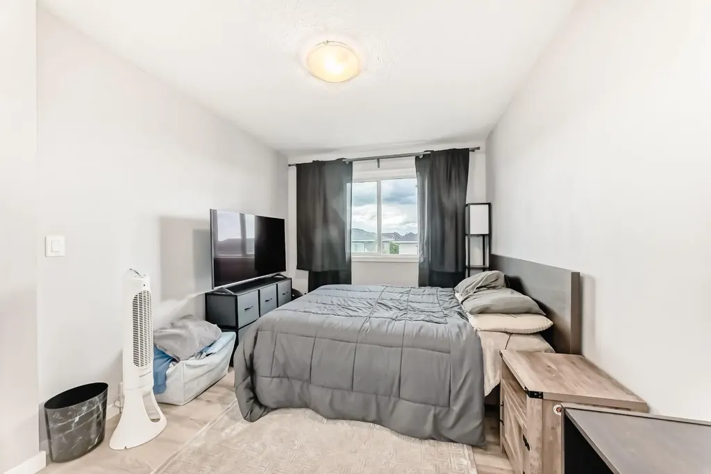 1834 Baywater Drive SW Airdrie AB T4B0B3