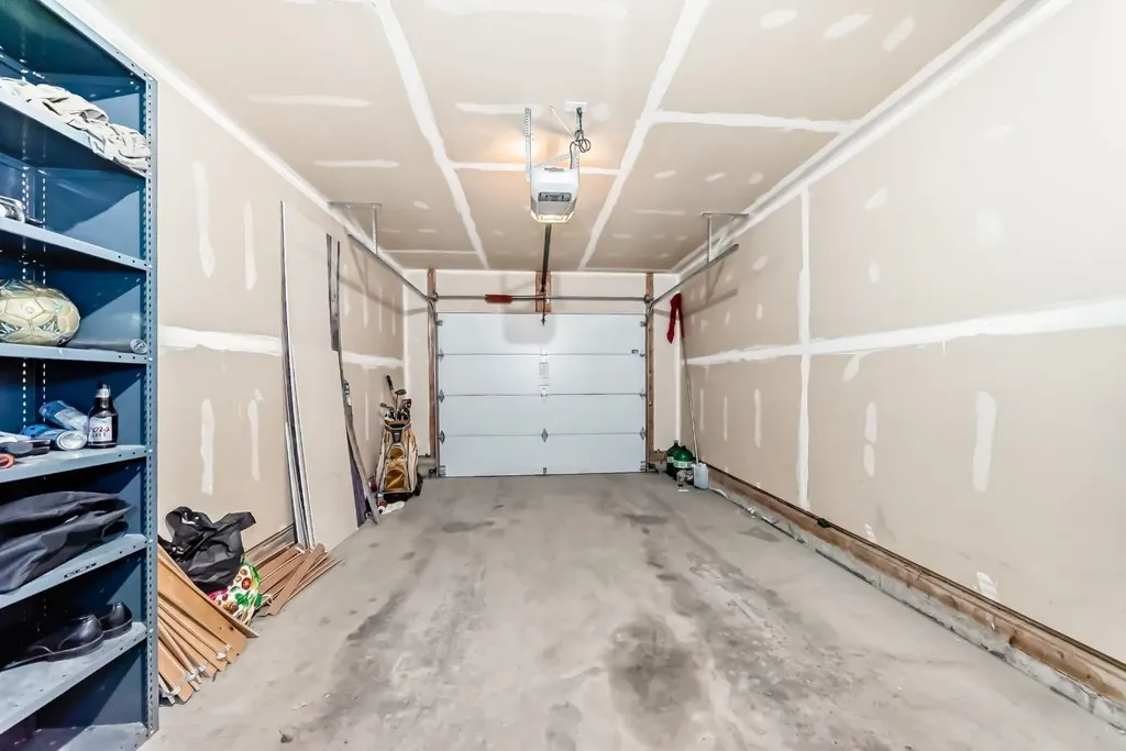 1834 Baywater Drive SW Airdrie AB T4B0B3