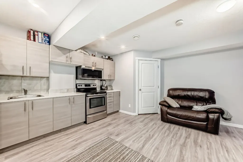 1834 Baywater Drive SW Airdrie AB T4B0B3