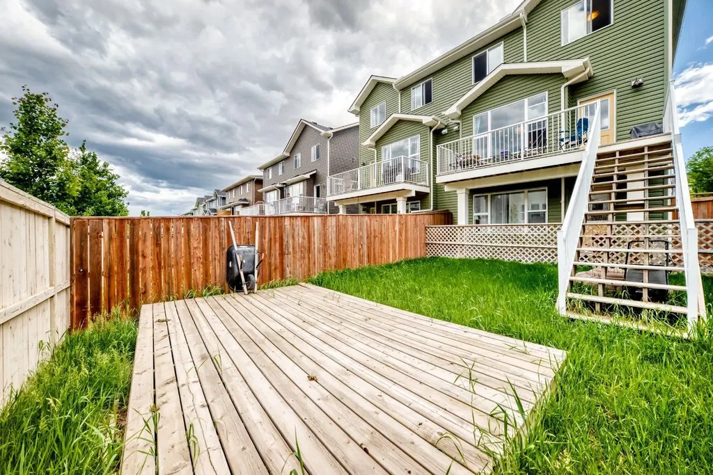 1834 Baywater Drive SW Airdrie AB T4B0B3
