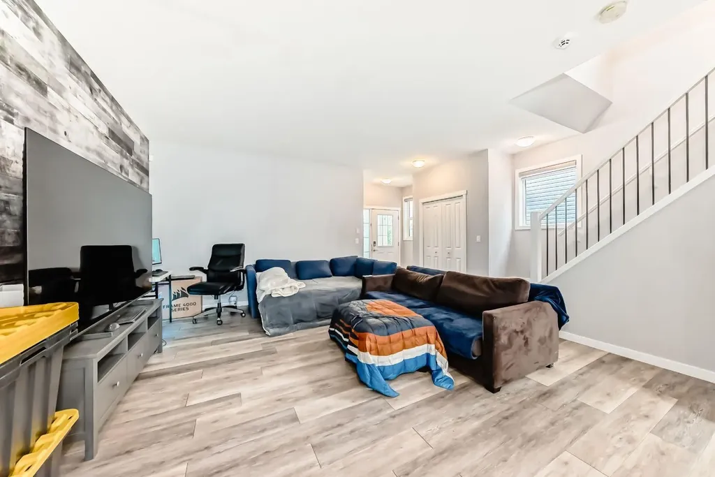 1834 Baywater Drive SW Airdrie AB T4B0B3