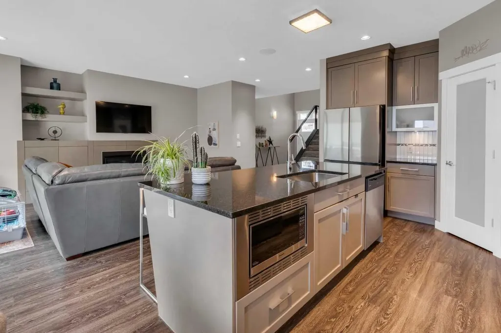 145 Wildrose Drive Strathmore AB T1P 0G5