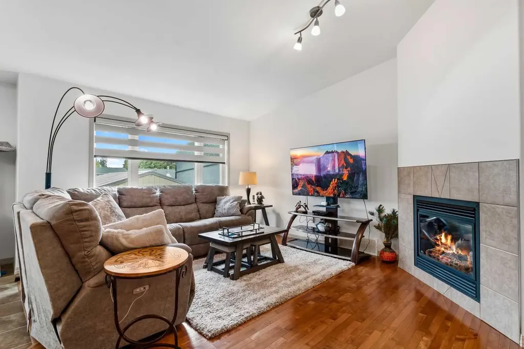 4721 58 Avenue Rimbey AB T0C 2J0